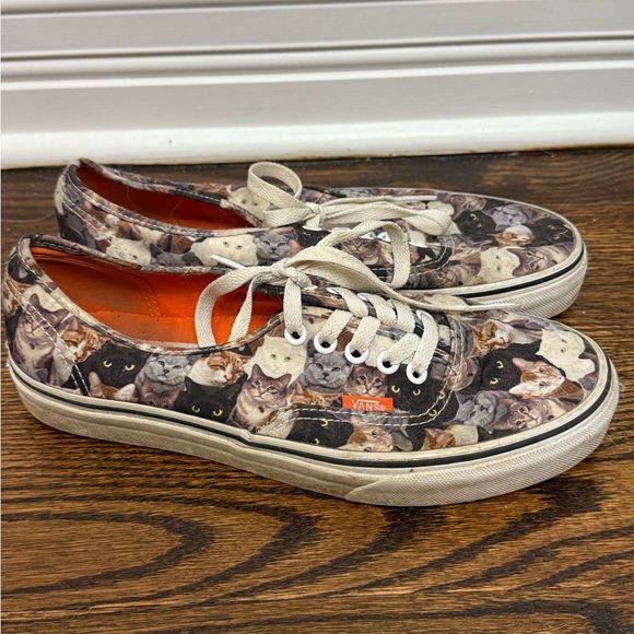 ASPCA Cat Printed Vans Sneakers - Picture 2 of 5